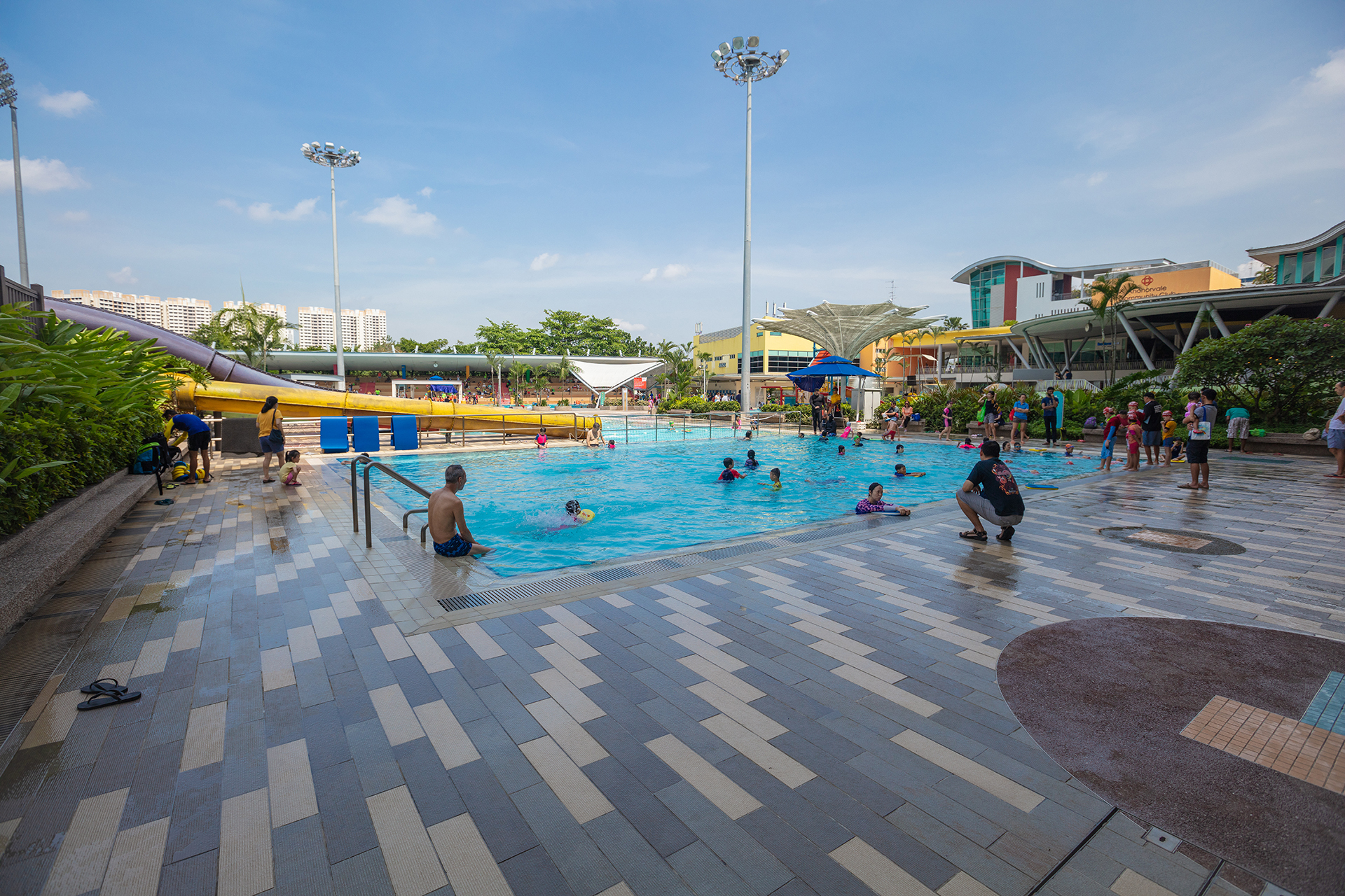 OUTDOOR TEACHING POOL FOR YOUNG CHILDREN